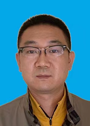 朱运龙